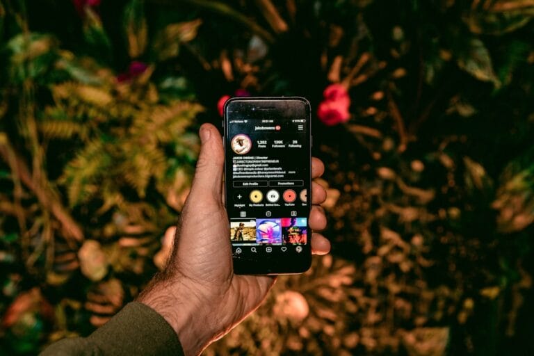 Mehr über den Artikel erfahren Influencer Marketing 2026: Weniger Hype, mehr Substanz