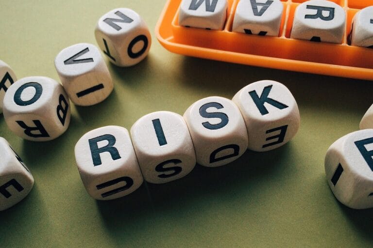 Mehr über den Artikel erfahren Risiken beim Handel mit Neobrokern: Was du wissen musst